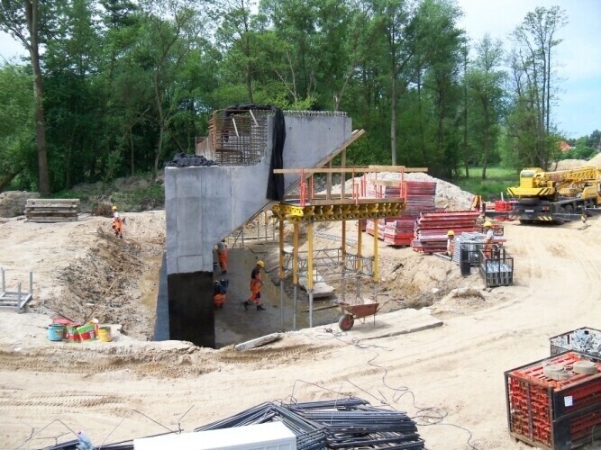 DK nr 12 w remoncie kierowcy już nie narzekają