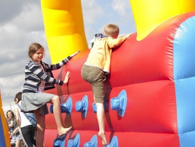 Słoneczko Prezydent też zamoczył nogi