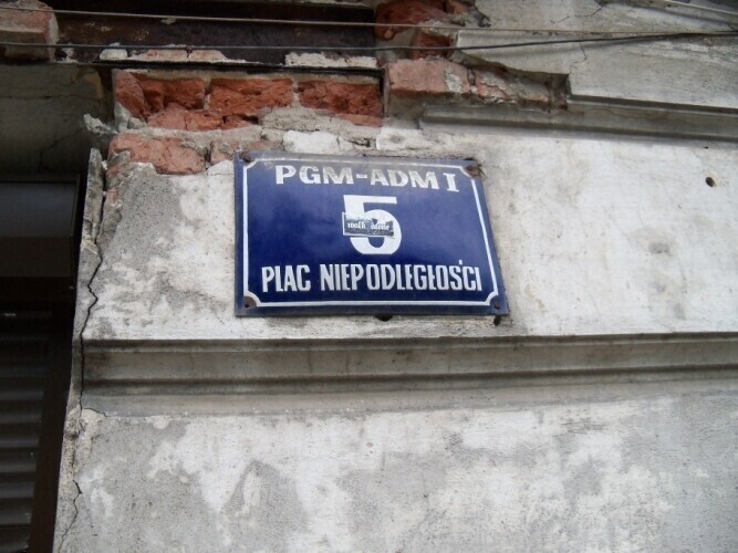 Piotrków Mandaty za brak numeru na budynku