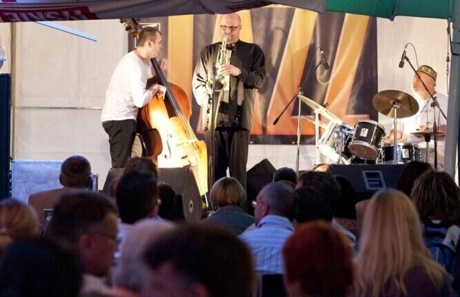 Piotr Baron z zespołem zagrał na Rycerskiej