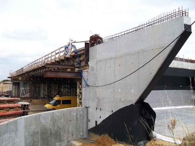 Wiadukt łódzki będzie z opóźnieniem