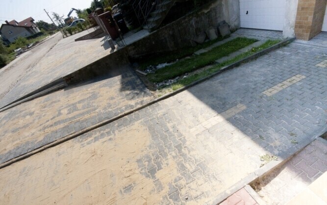 Piotrków Tę kostkę położyli w cały świat