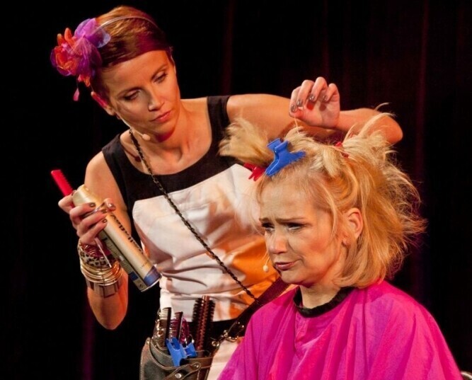 Jak poderwać faceta na telefon komórkowy