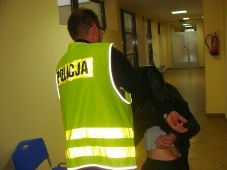 Piotrkowianin zażartował że to napad na bank