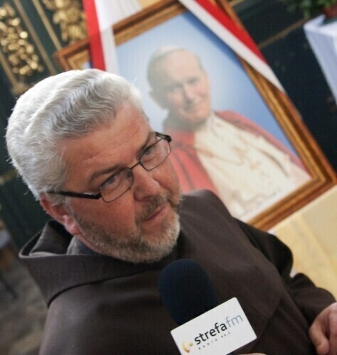 Relikwie bł. Jana Pawła II w Piotrkowie