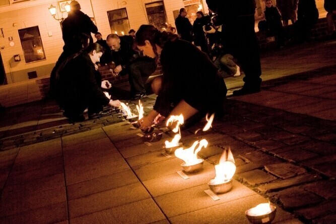 Ogień wódka muzyka... Nic nie było udawane