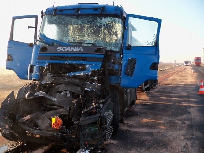 Wypadki na jedynce. Kobieta zmarła w szpitalu
