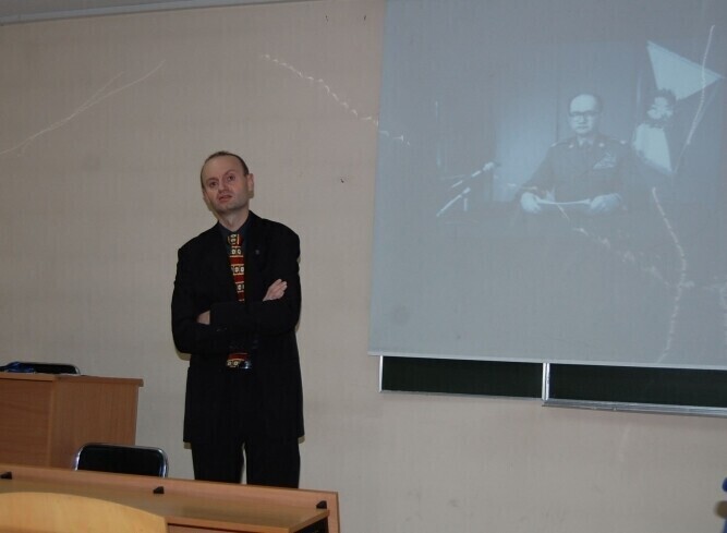 Rzecz o przewrocie majowym i stanie wojennym