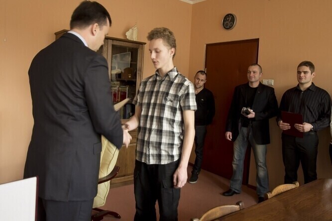 Prezydent przyznał nagrody karatekom