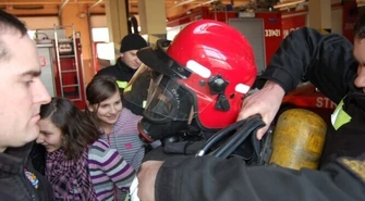 W dymie czy na lodzie &#8211; wiedzą, jak ratować