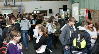 250 gimnazjalistów przyciągnęło do Wolborza 