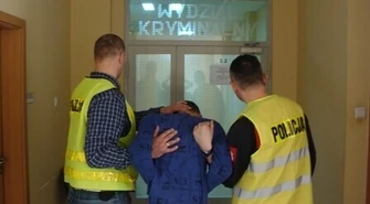 Za kilkanaście złotych pobili kierowcę autobusu