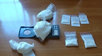 Tomaszów: Szukali faktur, znaleźli narkotyki