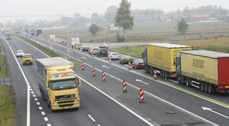 Radni chcą pieniędzy na remont lokalnych dróg 