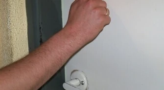 Może pani jeszcze zapyta, z kim sypiam?