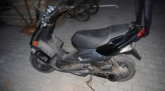 Skradzionym skuterem daleko nie zajechali 