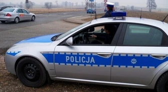 Czołowe zderzenie na &#8222;ósemce&#8221; - kierowca nie żyje