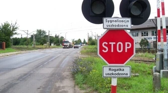 Roosevelta: Uszkodzona sygnalizacja i rogatka