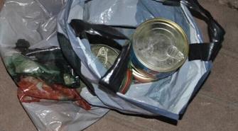 Kradł konserwy na wędkę – grozi mu 10 lat