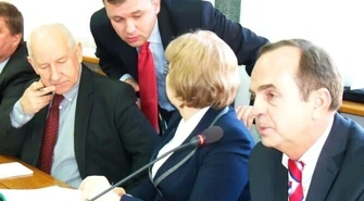 Piotrków: Prezydent będzie zarabiał mniej