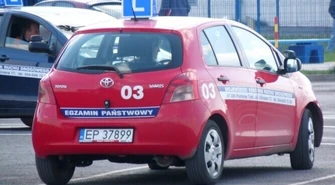 56-latek chciał wręczyć łapówkę za prawo jazdy