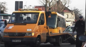 Tomaszów Maz. Zderzenie autobusu MZK i VW