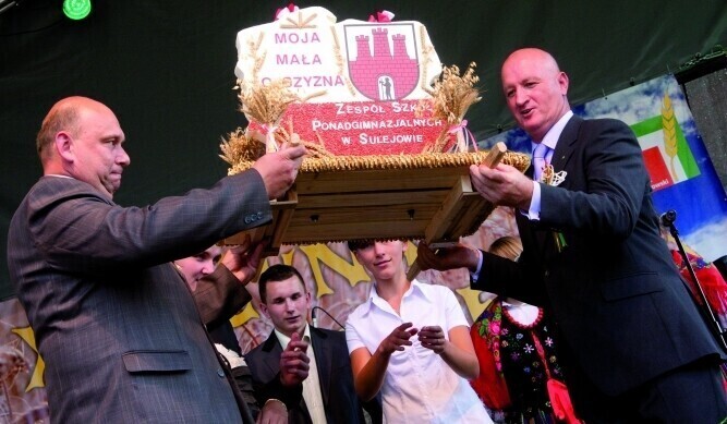 W 2011 powiat piotrkowski budował drogi