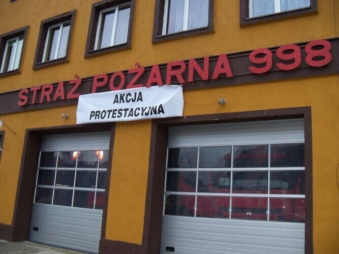 Strażacy chcą być równo traktowani