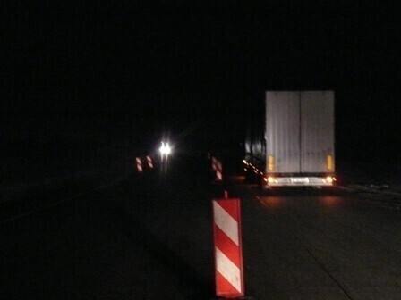 Wbiegł wprost pod koła rozpędzonego tira