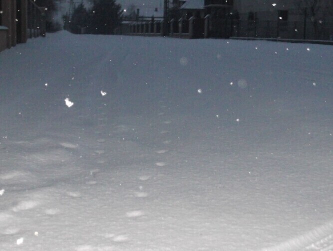 Piotrkowskie drogi po opadach śniegu. Zobacz