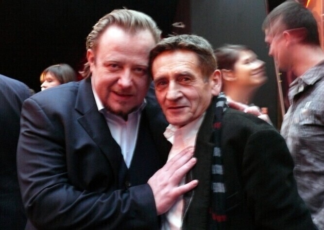 Sztos 2 z udziałem piotrkowianina. Gościliśmy na premierze