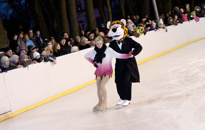 Na lodowisku miejskim pożegnali zimę