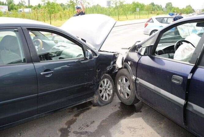 Bełchatów Troje rannych w wypadkach