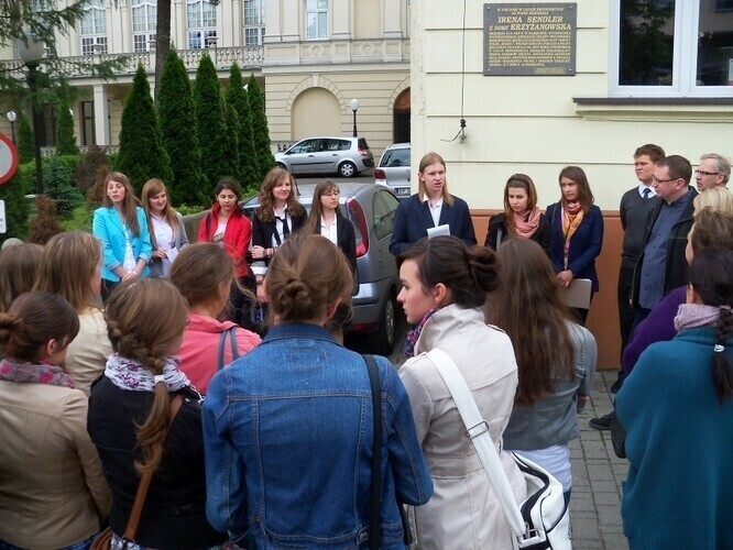 Licealiści z I LO wskrzeszali dawny Piotrków