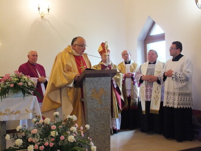 Poświęcili kaplicę