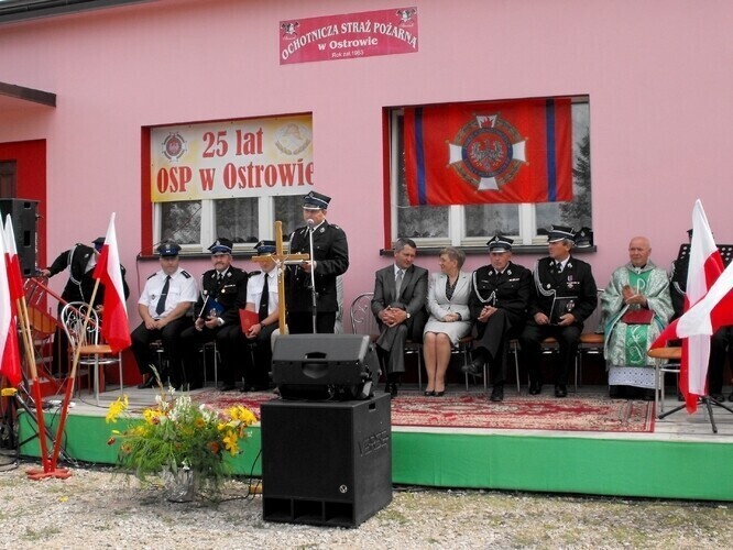 OSP w Ostrowie ma już ćwierć wieku