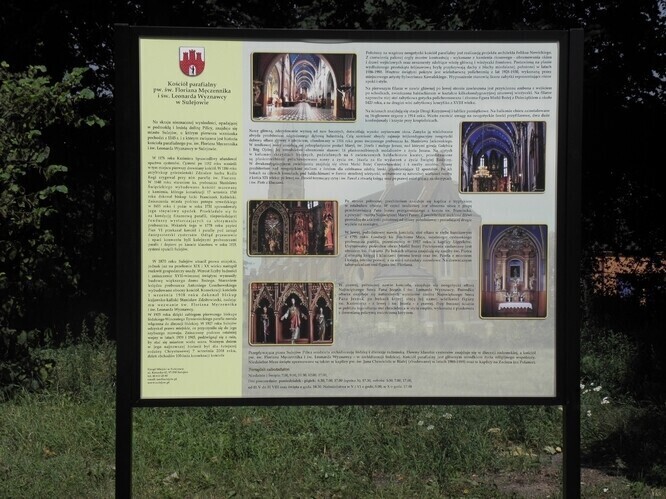 Tablice informacyjne przy sulejowskich zabytkach