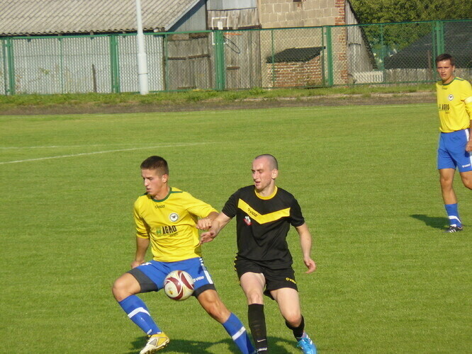 Piotrków Wygrane faworytów