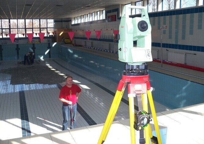 Basen przy Próchnika Dopiero rozpoczynają prace