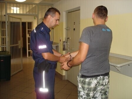 Rozprza Pobił i okradł 15-latka. Został zatrzymany