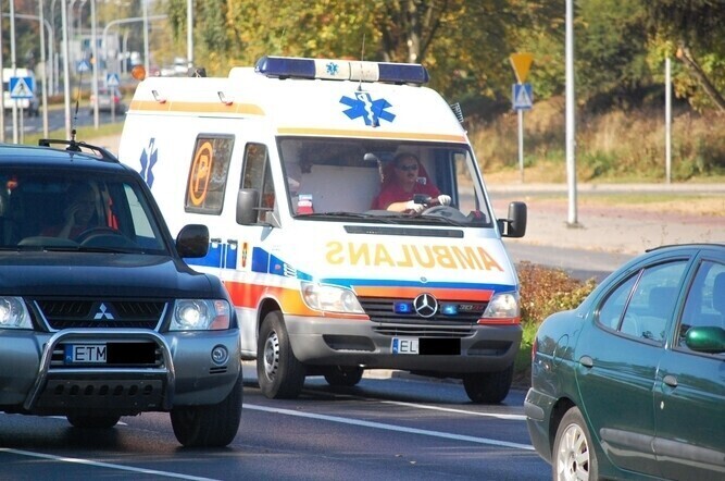 Szpital przy Rakowskiej będzie wymieniał karetki