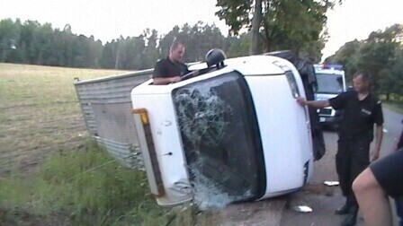 Region Pomogli pijanym ofiarom wypadku