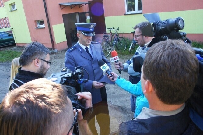 Matka podejrzewana o zabicie siedmioletniej córki. Ranny brat trafił do szpitala