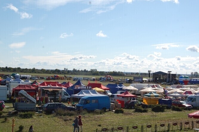 Na piotrkowskim lotnisku trwają Dożynki Wojewódzkie