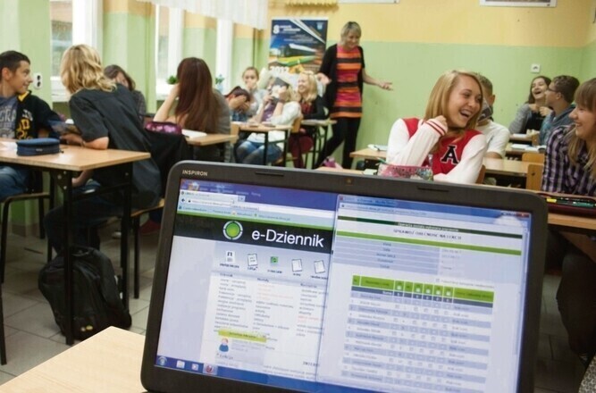 Na lekcję z laptopem pod pachą