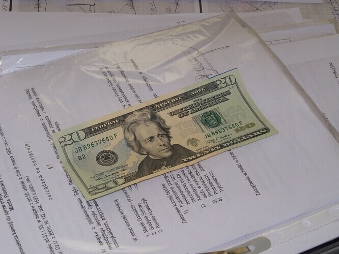 Uczciwość popłaca ale logiki w tym nie ma za grosz