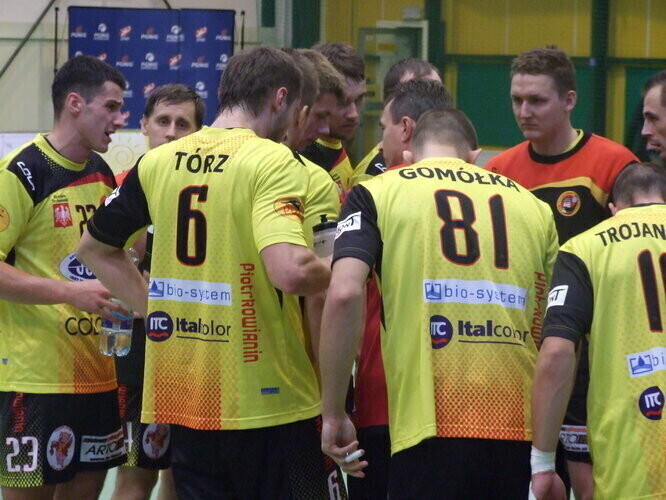 Do przerwy trzymali się dzielnie