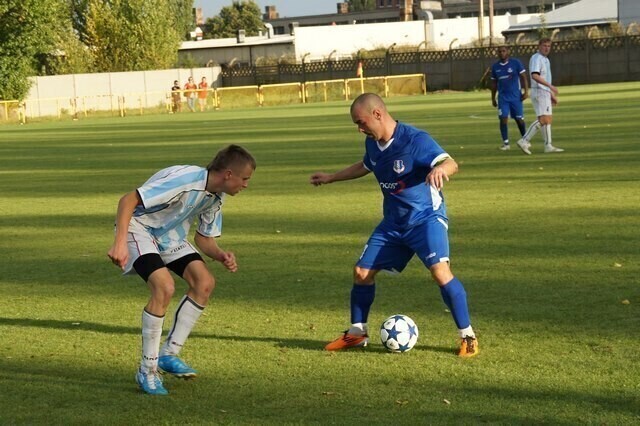 Piłka nożna Szlagierowo w Emilinie