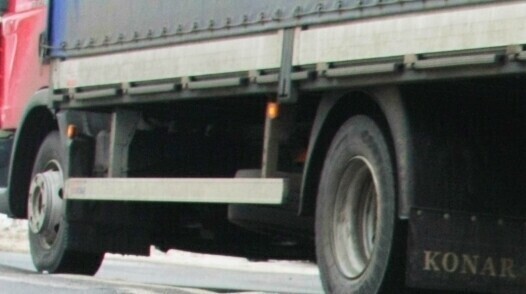 Na parkingu kradli paliwo z TIR-ów