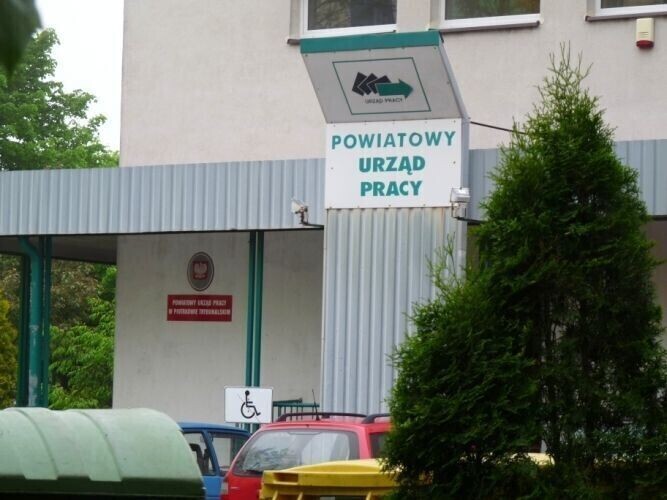 42 osoby zarejestrowały się w PUP jednego dnia
